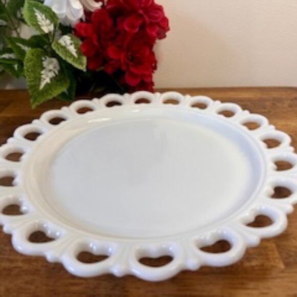 Anchor Hocking Old Colony Milk Glass‎ Platter Lace Edge Vintage Serving Tray - Picture 1 of 6